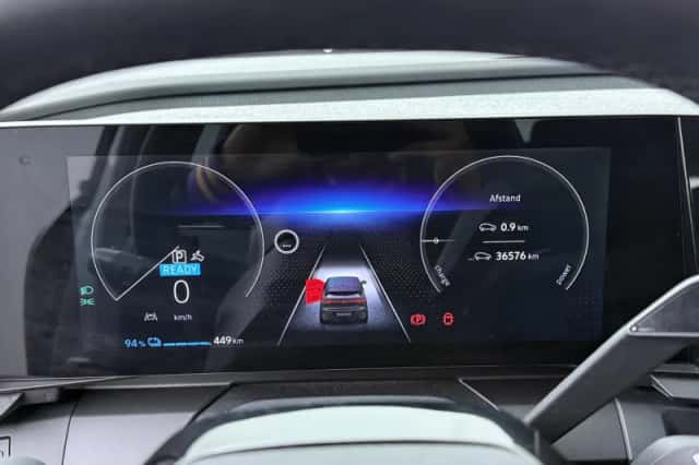 Renault Mégane E-Tech (2023) thumbnail 10