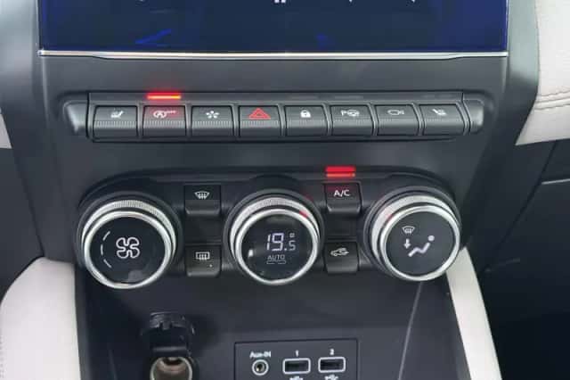 Renault Captur (2020) thumbnail 20