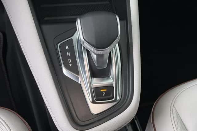 Renault Captur (2020) thumbnail 22