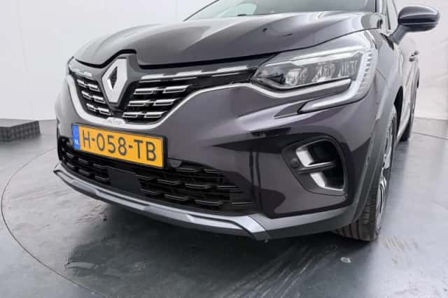 Renault Captur (2020) thumbnail 34