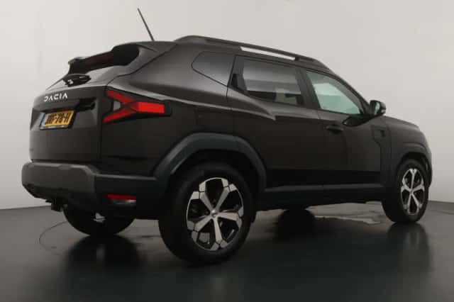 Dacia Duster (2025) thumbnail 5