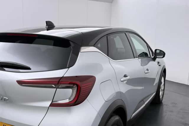 Renault Captur (2020) thumbnail 35