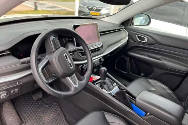 Jeep Compass (2022) thumbnail 12