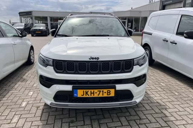 Jeep Compass (2022) thumbnail 6