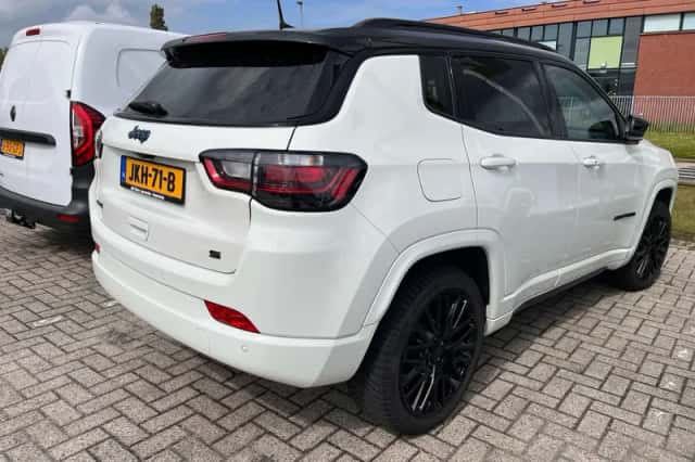 Jeep Compass (2022) thumbnail 8