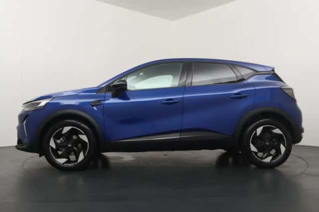 Renault Captur (2025) thumbnail 3