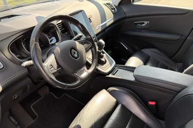 Renault Scénic (2019) thumbnail 6