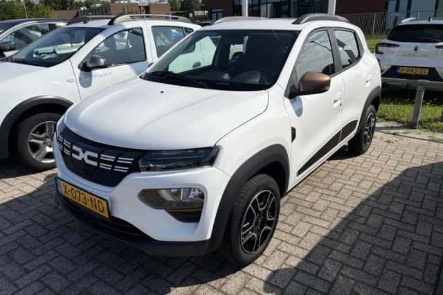 Dacia Spring (2024) thumbnail 2