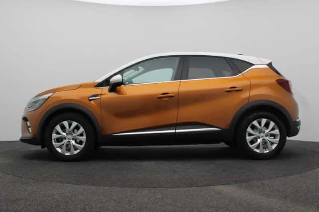 Renault Captur (2020) thumbnail 2