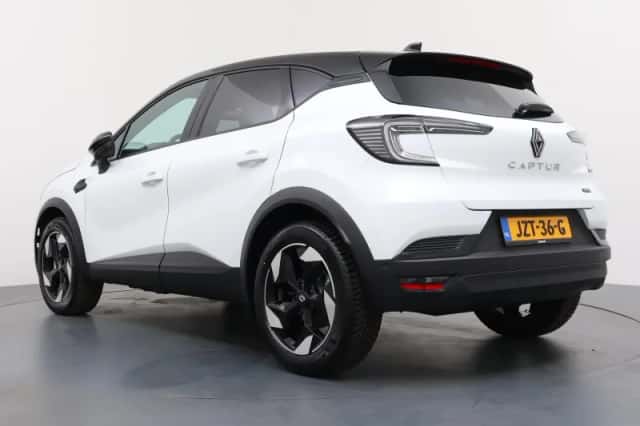Renault Captur (2026) thumbnail 3