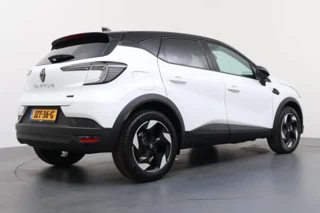 Renault Captur (2026) thumbnail 5