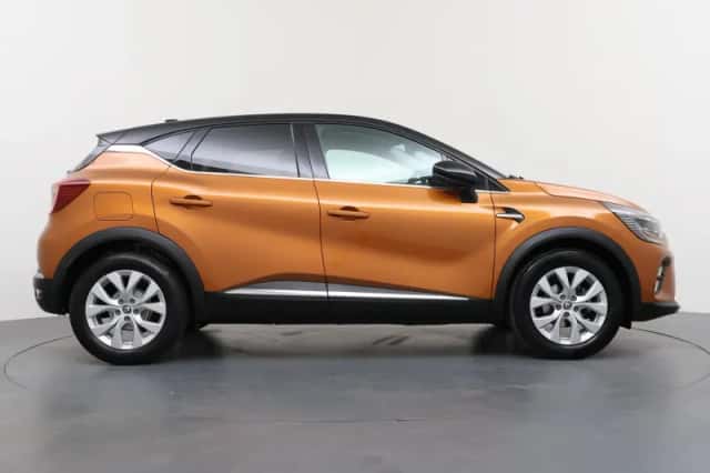 Renault Captur (2021) thumbnail 6