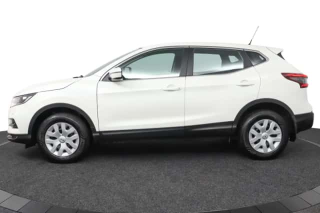 Nissan Qashqai (2018) thumbnail 2