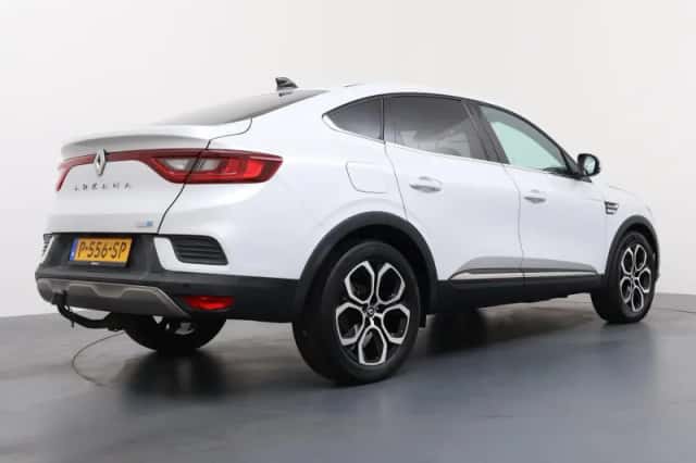 Renault Arkana (2022) thumbnail 5
