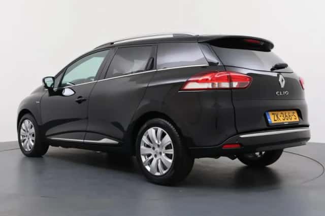 Renault Clio (2019) thumbnail 3