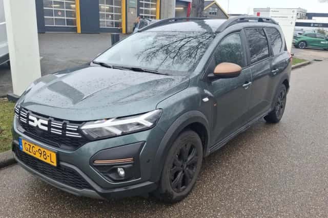 Dacia Jogger (2025) thumbnail 2