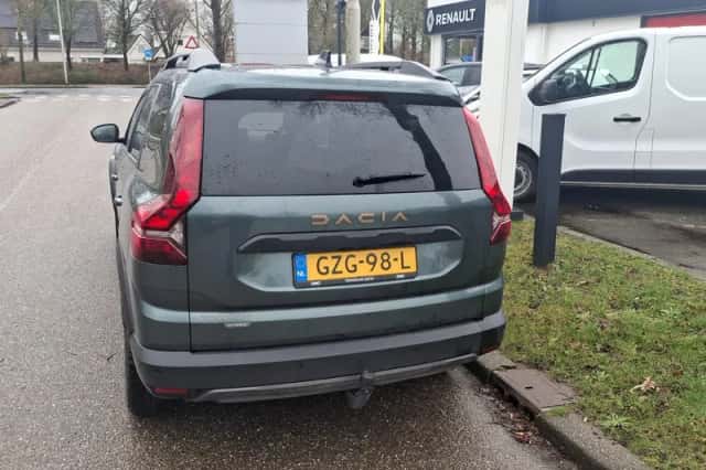 Dacia Jogger (2025) thumbnail 4