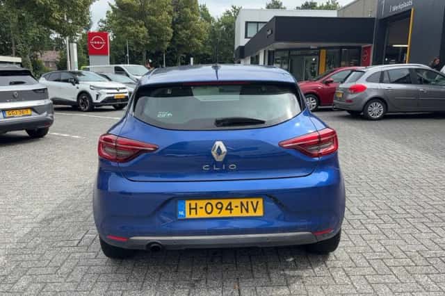 Renault Clio (2020) thumbnail 4