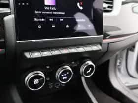 Renault Arkana (2023) thumbnail 23