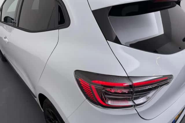 Renault Clio (2026) thumbnail 33