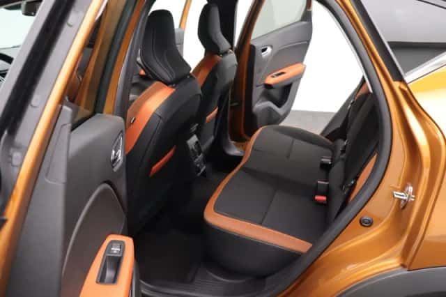 Renault Captur (2020) thumbnail 14