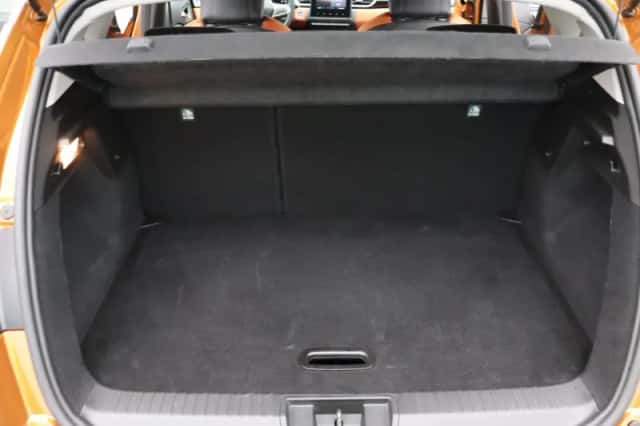 Renault Captur (2020) thumbnail 31