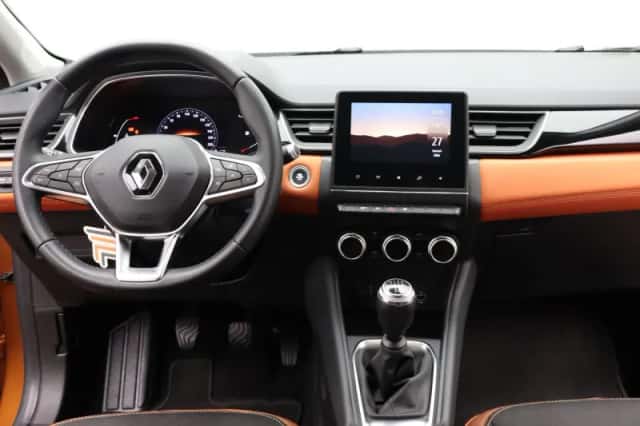 Renault Captur (2020) thumbnail 9