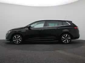 Renault Mégane (2018) thumbnail 2
