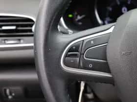 Renault Mégane (2018) thumbnail 23