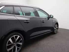 Renault Mégane (2018) thumbnail 36
