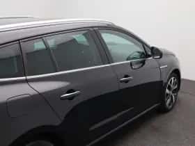 Renault Mégane (2018) thumbnail 37