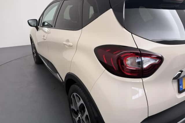 Renault Captur (2019) thumbnail 33