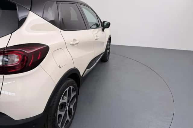 Renault Captur (2019) thumbnail 36