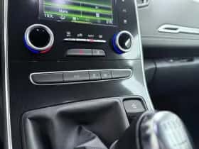 Renault Scénic (2017) thumbnail 17