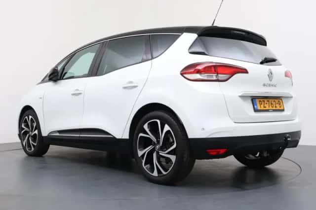 Renault Scénic (2017) thumbnail 3