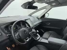 Renault Scénic (2017) thumbnail 25