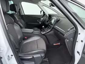Renault Scénic (2017) thumbnail 26