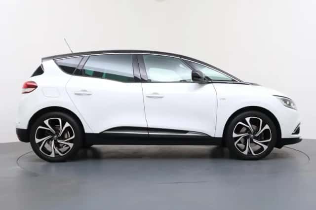 Renault Scénic (2017) thumbnail 6