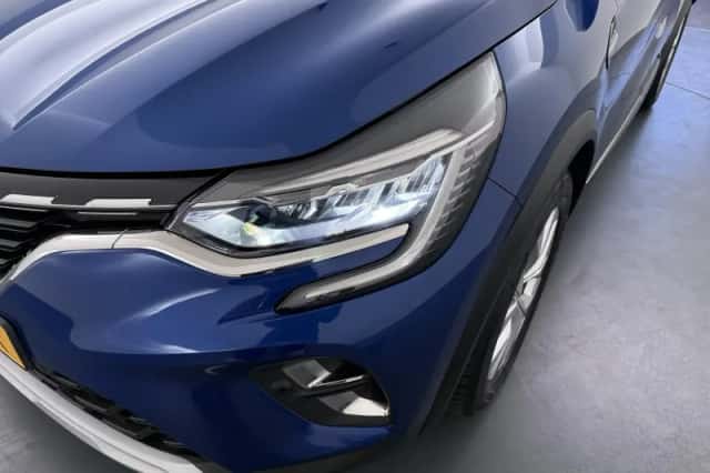 Renault Captur (2021) thumbnail 15