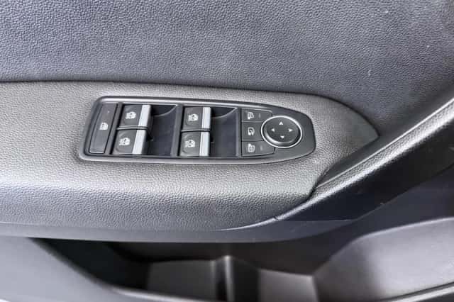 Renault Captur (2021) thumbnail 24