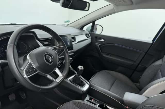 Renault Captur (2021) thumbnail 25