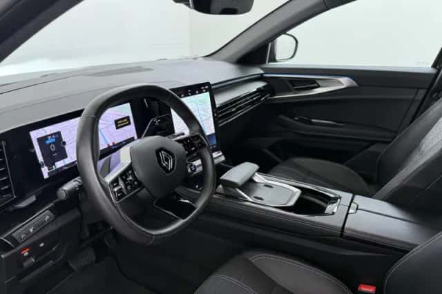 Renault Austral (2024) thumbnail 25