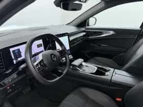 Renault Austral (2024) thumbnail 25