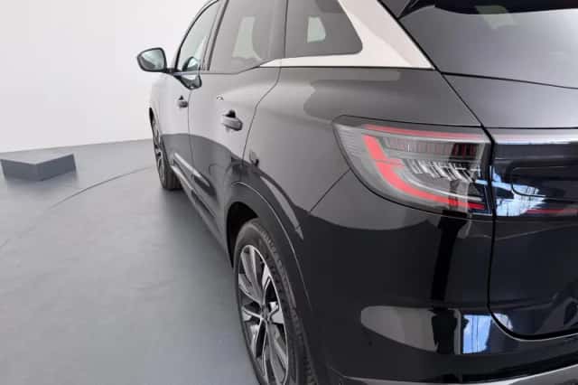 Renault Austral (2024) thumbnail 33