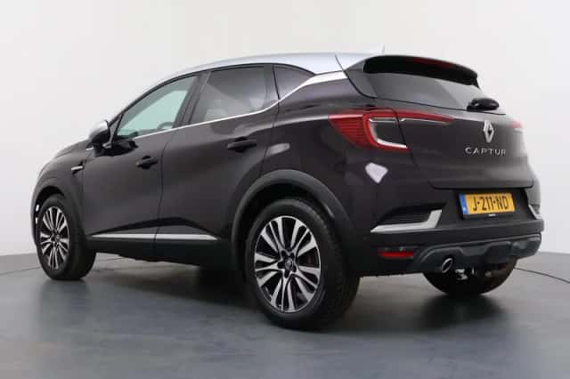 Renault Captur (2020) thumbnail 3