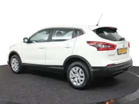 Nissan Qashqai (2018) thumbnail 3