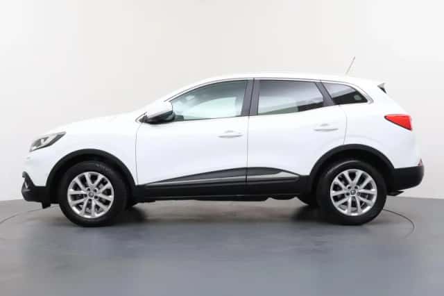 Renault Kadjar (2017) thumbnail 2