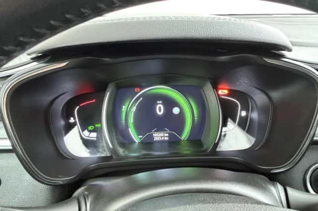Renault Kadjar (2017) thumbnail 10