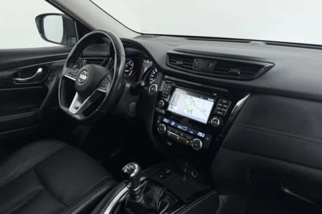 Nissan X-Trail (2018) thumbnail 30