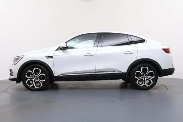 Renault Arkana (2022) thumbnail 2